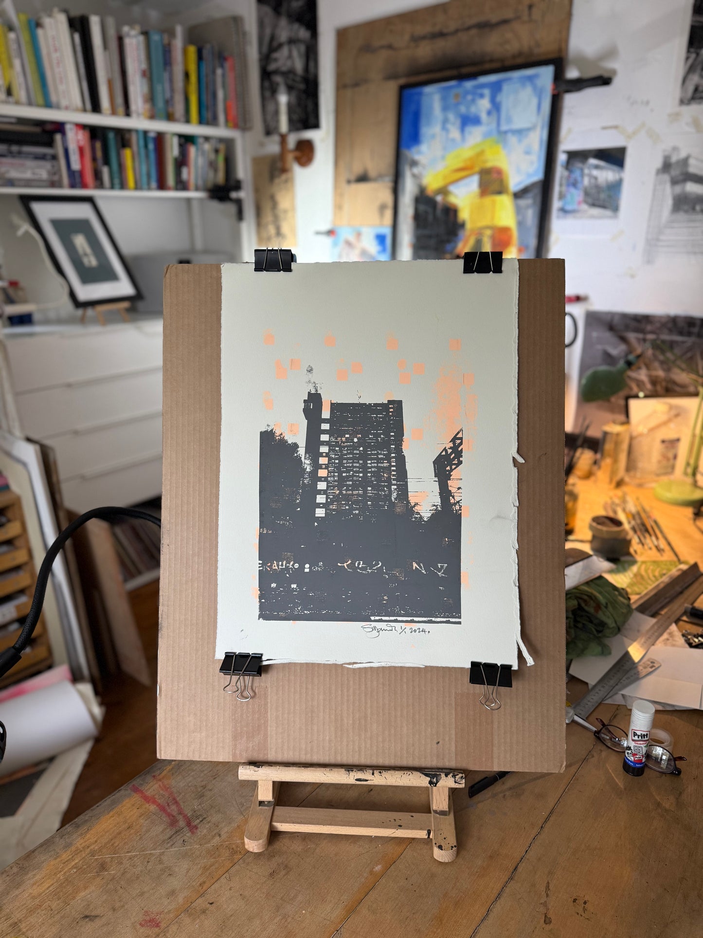 Trellick Tower Silk Screen Print grey no.2