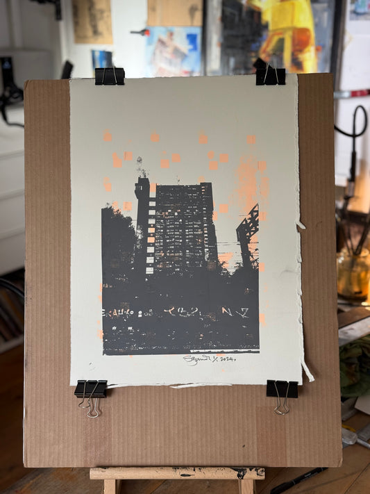 Trellick Tower Silk Screen Print grey no.2